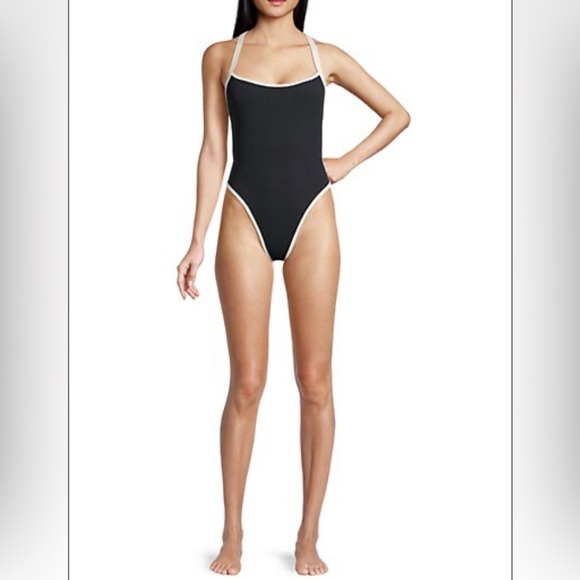 Stunning black/white L*Space Baewatch Ribbed One-Piece Swimsuit😍 - Picture 3 of 10